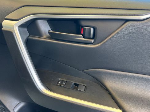 Certified 2023 Toyota RAV4 LE image 22