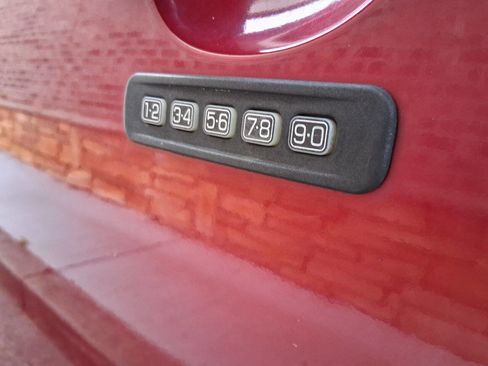 Used 2011 Ford Escape XLT FWD image 22