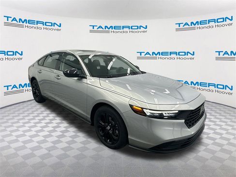 New 2025 Honda Accord SE image 7