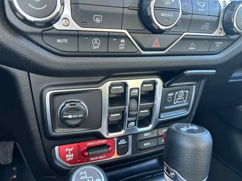 New 2026 Jeep Wrangler Willys AWD/4WD image 21