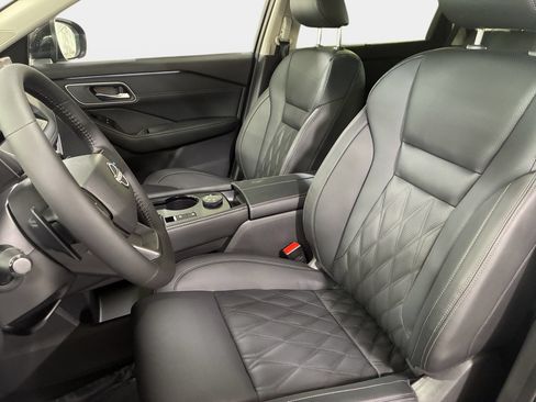 New 2026 Nissan Rogue Platinum AWD/4WD image 15