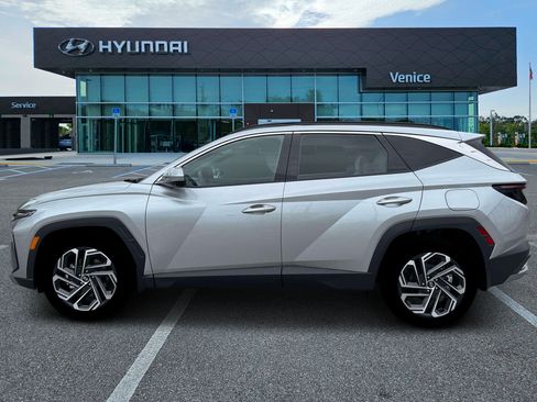 New 2026 Hyundai Tucson Limited FWD image 3