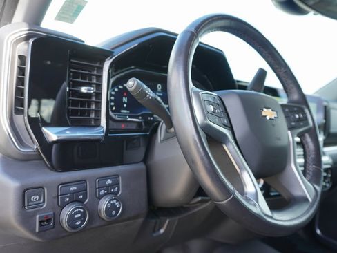 Used 2022 Chevrolet Silverado 1500 LT w/ Convenience Package II image 12