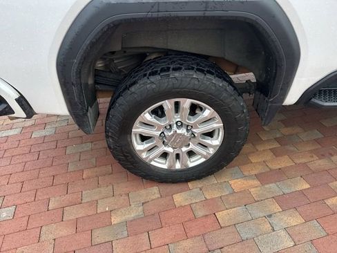Used 2021 GMC Sierra 2500 Denali w/ Denali Ultimate Package AWD/4WD image 15