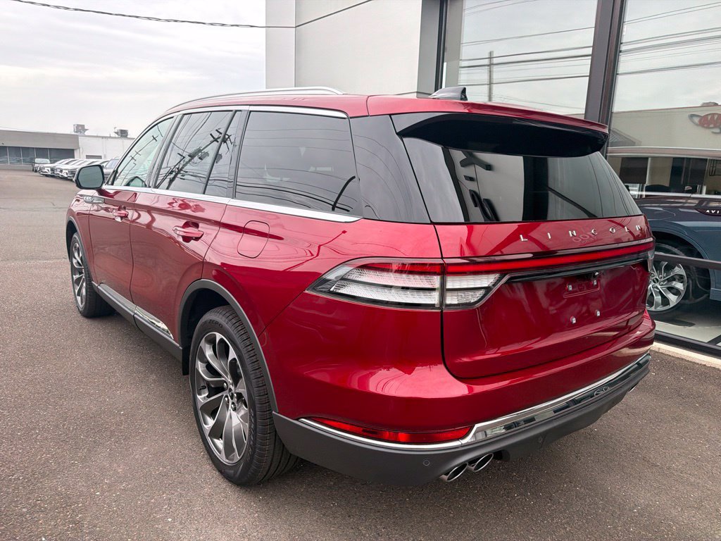 New 2027 Lincoln Aviator Reserve w/ Illumination Package AWD/4WD image 2