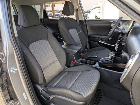 Used 2024 Kia Soul LX w/ Option Group 015 image 27