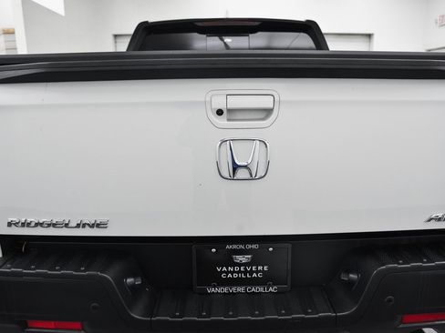 Used 2022 Honda Ridgeline Black Edition image 5