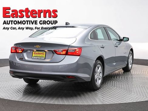 Used 2024 Chevrolet Malibu LS FWD image 5
