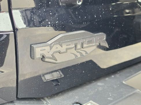 Used 2024 Ford Bronco Raptor w/ Interior Carbon Fiber Pack 6 AWD/4WD image 9
