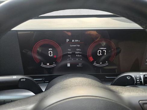 Certified 2025 Hyundai Kona SEL image 16