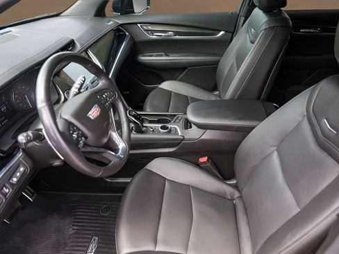 Used 2020 Cadillac XT6 Sport AWD/4WD image 9