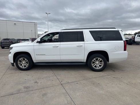 Used 2018 Chevrolet Suburban LT w/ Max Trailering Package AWD/4WD image 8