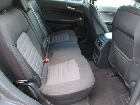 Used 2021 Ford Edge SE FWD image 17