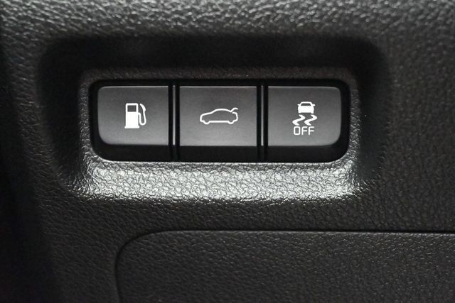 Used 2018 Kia Optima S FWD image 23
