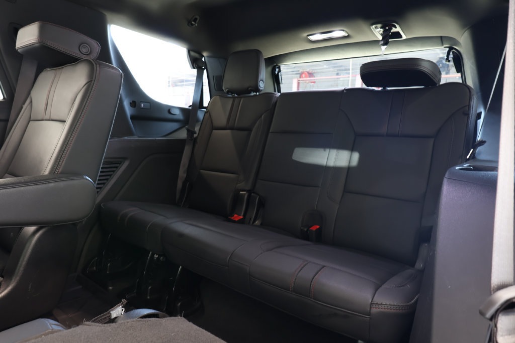 Used 2023 Chevrolet Tahoe RST w/ Luxury Package AWD/4WD image 23