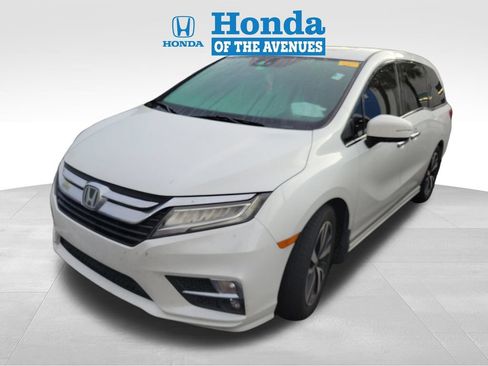 Used 2020 Honda Odyssey Elite image 3
