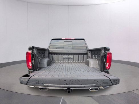 New 2026 GMC Sierra 1500 SLT w/ SLT Premium Plus Package AWD/4WD image 5