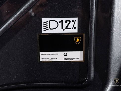 Used 2012 Lamborghini Aventador LP 700-4 image 7