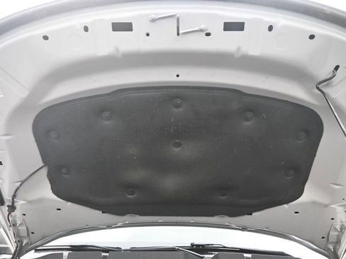 Used 2021 Ford Explorer XLT w/ Equipment Group 202A image 23