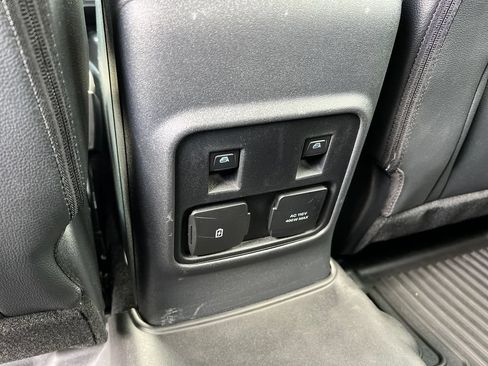 Used 2024 Ford Bronco Wildtrak AWD/4WD image 19