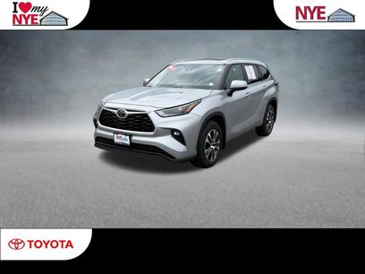Used 2023 Toyota Highlander XLE