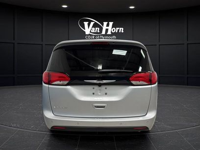 New 2026 Chrysler Voyager LX