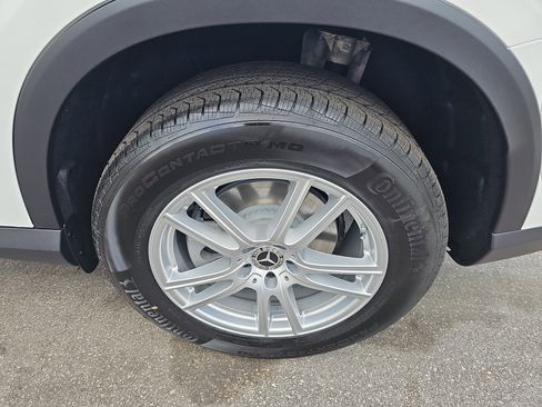 New 2026 Mercedes-Benz GLC 300 image 35