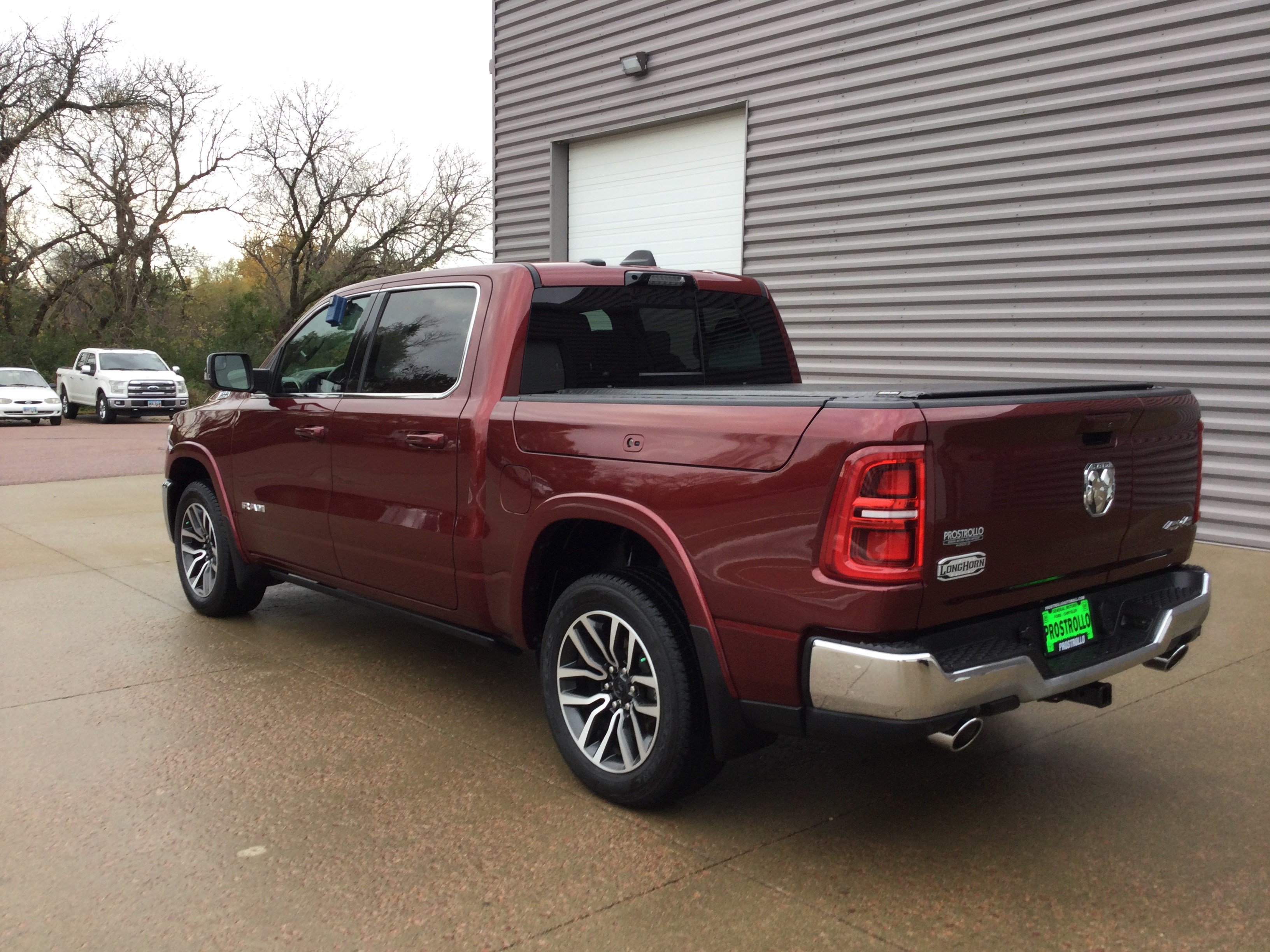 Used 2025 RAM 1500 Limited AWD/4WD image 7