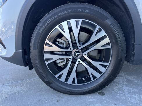 Certified 2025 Mercedes-Benz GLA 250 4MATIC image 10