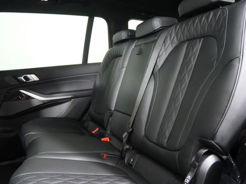 Used 2026 BMW X7 M60i image 16