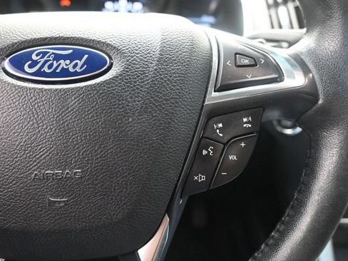 Used 2017 Ford Edge Titanium w/ Technology Package FWD image 27