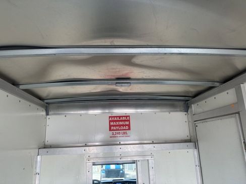 Used 2022 Ford Transit 350 DRW RWD image 16