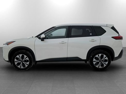 Used 2023 Nissan Rogue SV image 10