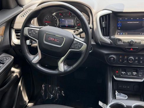 Used 2020 GMC Terrain SLE w/ Driver Convenience Package FWD image 6