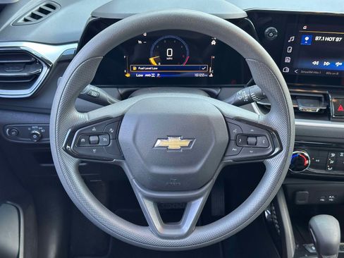 Used 2026 Chevrolet TrailBlazer LT AWD/4WD image 11