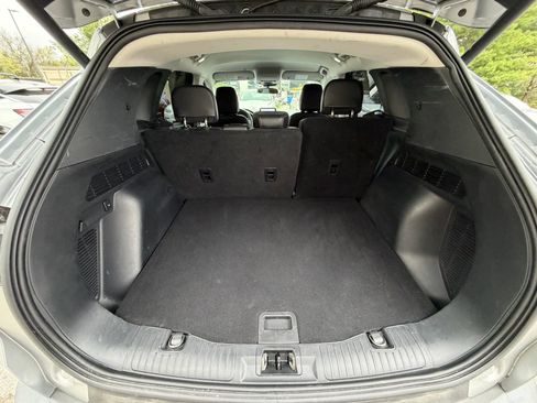 Used 2021 Ford Escape SEL image 18