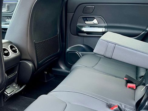 Certified 2026 Mercedes-Benz GLB 250 4MATIC image 22