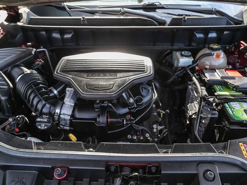 Used 2019 Cadillac XT5 Platinum image 29