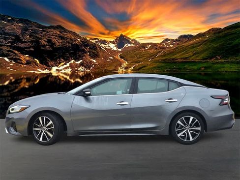 Used 2023 Nissan Maxima SV w/ Floor Mat Group image 3