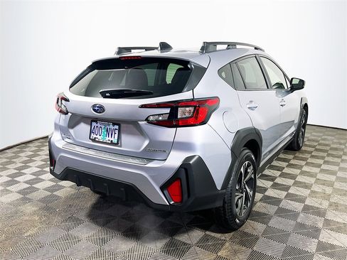 Used 2024 Subaru Crosstrek 2.0i Premium image 8