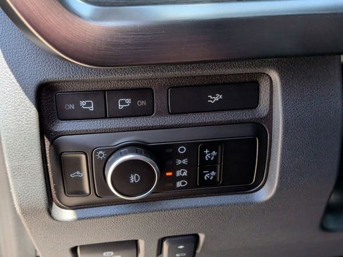 Used 2024 Ford F250 Lariat w/ Lariat Ultimate Package AWD/4WD image 16