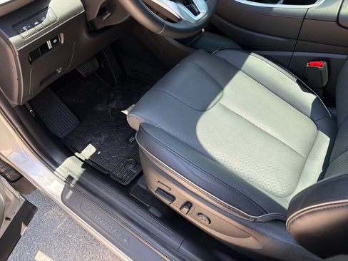 Used 2023 Hyundai Santa Fe Limited FWD image 23