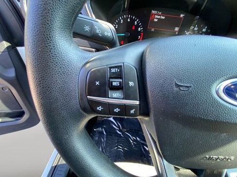 Used 2021 Ford Escape SE image 19