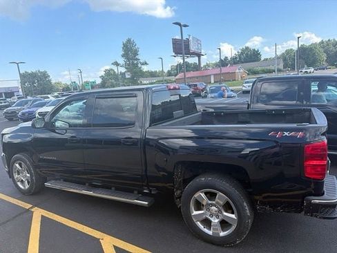 Used 2018 Chevrolet Silverado 1500 LT w/ All Star Edition AWD/4WD image 3