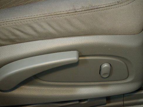 Used 2014 Chevrolet Impala LS image 12