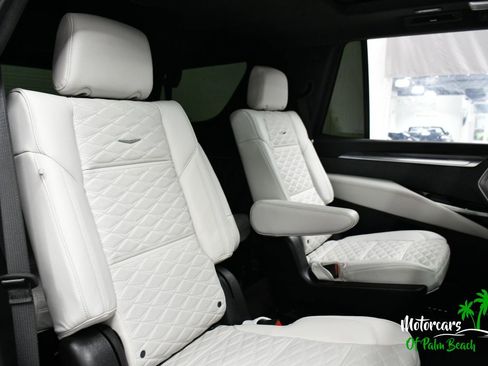 Used 2026 Cadillac Escalade V w/ LPO, ONYX Package image 48