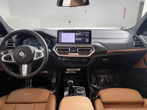 Used 2022 BMW X3 sDrive30i w/ M Sport Package 2 RWD image 11