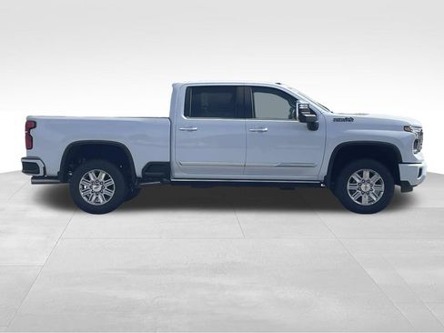 New 2026 Chevrolet Silverado 3500 High Country w/ High Country Premium Package AWD/4WD image 2