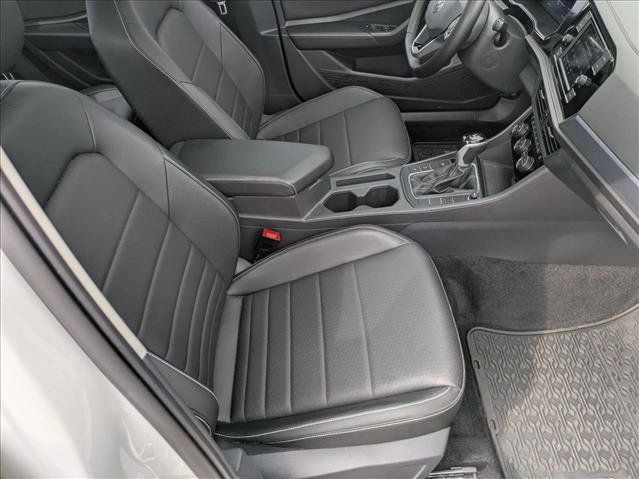Used 2023 Volkswagen Jetta SE FWD image 20