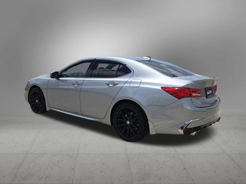 Used 2018 Acura TLX V6 w/ Advance Package FWD image 4